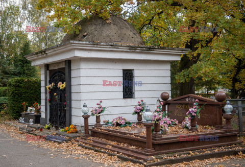 Cmentarze przed dniem Wszystkich Świętych