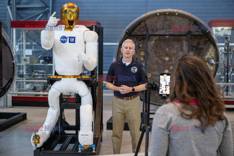 Humanoid Robonaut 2