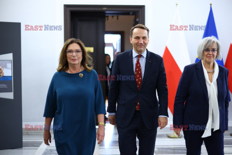 Expose ministra spraw zagranicznych Radosława Sikorskiego w Senacie