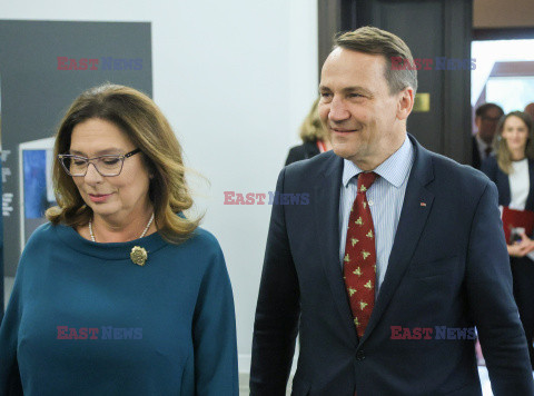 Expose ministra spraw zagranicznych Radosława Sikorskiego w Senacie