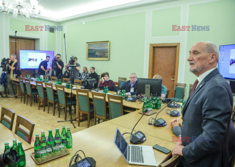 Konferencja prasowa Antoniego Macierewicza