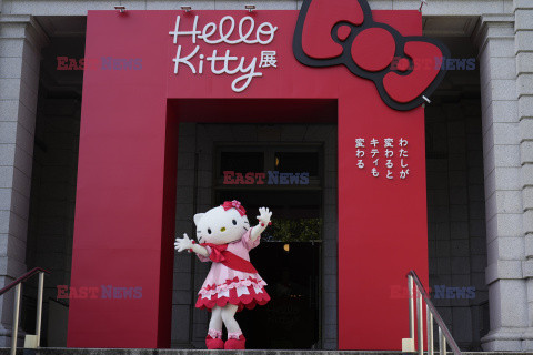 50. lat Hello Kitty