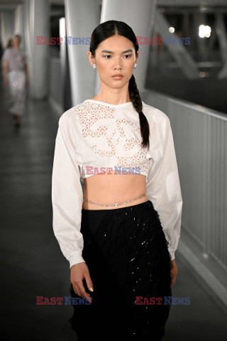 Pokaz Chanel Cruise 2024/25 w Hongkongu