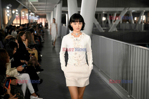 Pokaz Chanel Cruise 2024/25 w Hongkongu