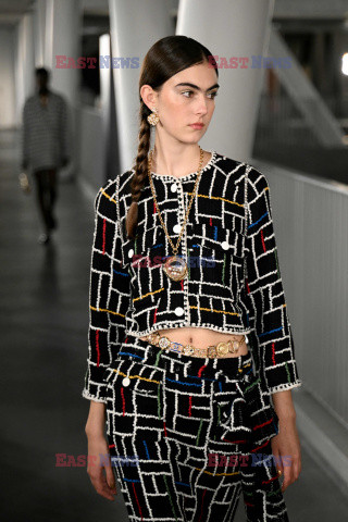 Pokaz Chanel Cruise 2024/25 w Hongkongu