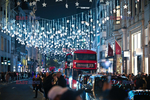 Świąteczna iluminacja na Oxford Street