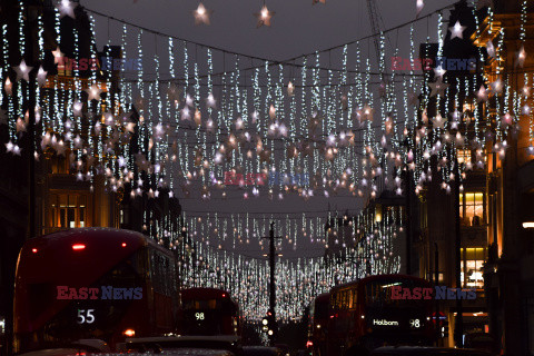 Świąteczna iluminacja na Oxford Street