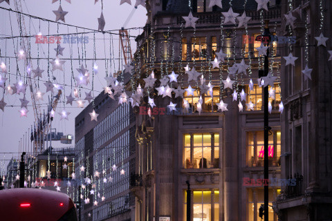 Świąteczna iluminacja na Oxford Street