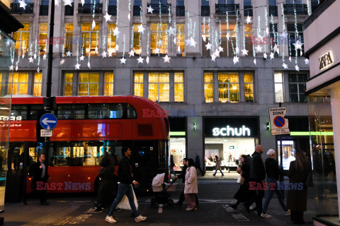 Świąteczna iluminacja na Oxford Street