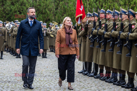 Wizyta minister obrony narodowej Czech w Warszawie