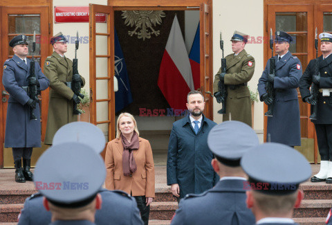 Wizyta minister obrony narodowej Czech w Warszawie