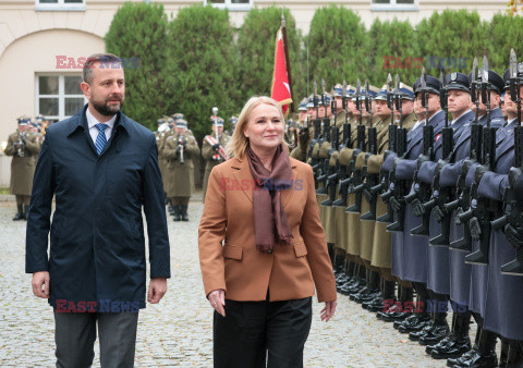 Wizyta minister obrony narodowej Czech w Warszawie