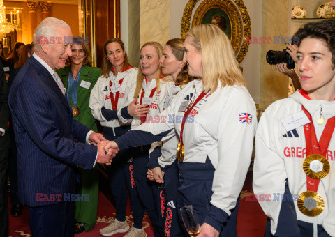 Król Karol III i księżniczka Anna na spotkaniu z olimpijczykami