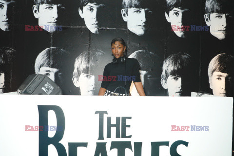 Impreza Alice + Olivia & The Beatles