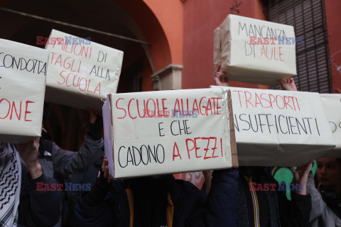 Antyrządowe demonstracje studentów we Włoszech