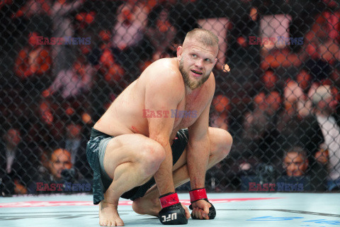 Marcin Tybura zmasakrował Jhonatę Diniza na UFC 309