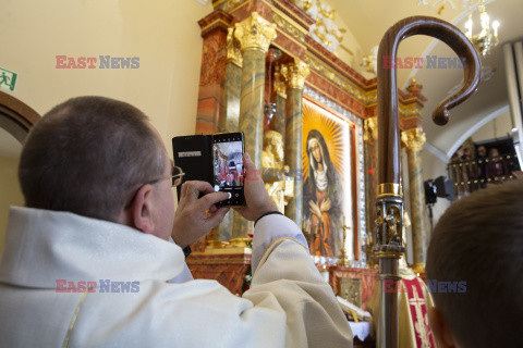 Poświęcenie kaplicy Matki Bożej Ostrobramskiej w Łapach