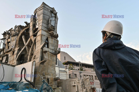 Betonowa wieża zbudowana przez architekta Keisuke Okę