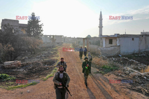 Syryjscy rebelianci podczas ofensywy w Aleppo