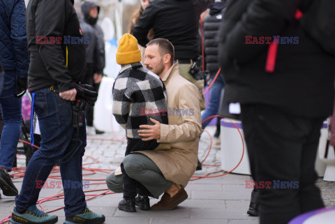 Rafał Colins i Sylwia Bomba  przed studiem DDTVN