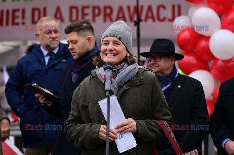 Protest ph. TAK dla edukacji! NIE dla deprawacji!