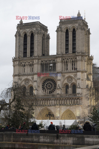 Zbliża się otwarcie katedry Notre-Dame