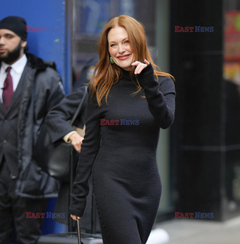 Uśmiechnięta Julianne Moore