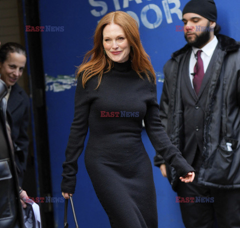 Uśmiechnięta Julianne Moore