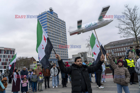 Reakcja świata na upadek reżimu w Syrii