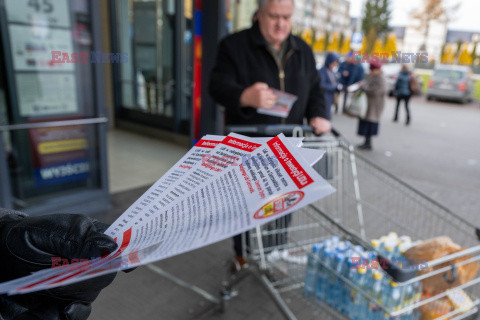 Protesty przed Lidlami ws. Gietrzwałdu