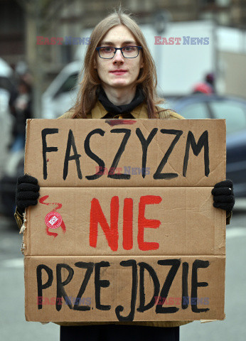 Stop faszyzmowi - pikieta w Krakowie