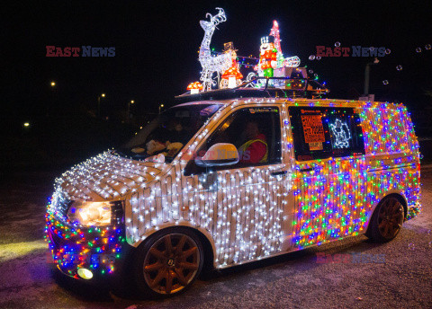 Zjazd świątecznych volkswagenów