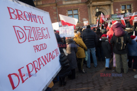 Protest Tak dla edukacji! Nie dla deprawacji! w Gdańsku