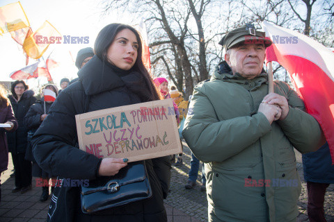 Protest Tak dla edukacji! Nie dla deprawacji! w Gdańsku