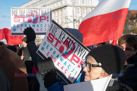 Protest Tak dla edukacji! Nie dla deprawacji! w Gdańsku