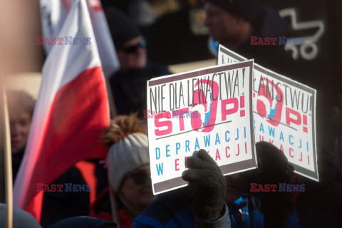 Protest Tak dla edukacji! Nie dla deprawacji! w Gdańsku