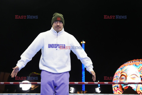 Pokazowy trening przed walką Fury - Usyk