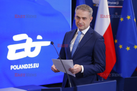 Konferencja wicepremiera i ministra cyfryzacji Krzysztofa Gawkowskiego