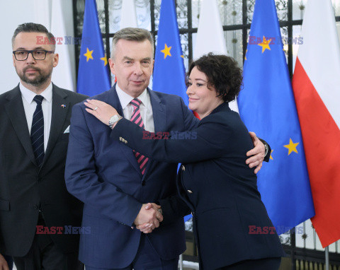 Minister Wieczorek składa rezygnację