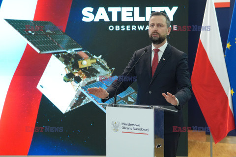 Podpisanie umowy na satelity obserwacyjne dla Wojska Polskiego