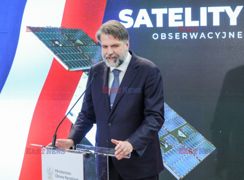 Podpisanie umowy na satelity obserwacyjne dla Wojska Polskiego