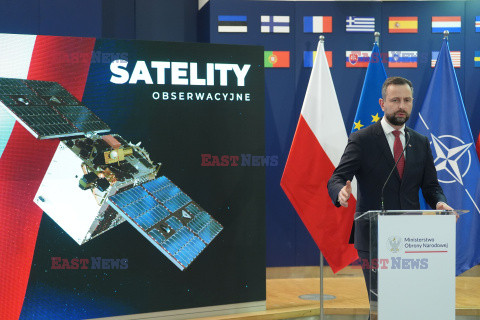 Podpisanie umowy na satelity obserwacyjne dla Wojska Polskiego