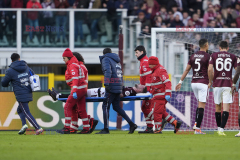 Sebastian Walukiewicz kontuzjowany podczas meczu Torino - Bologna