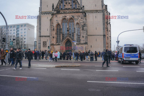 Kierowca wjechał w ludzi na jarmarku bożonarodzeniowym w Magdeburgu