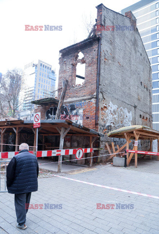 Zburzono najstarszą wolską kamienicę