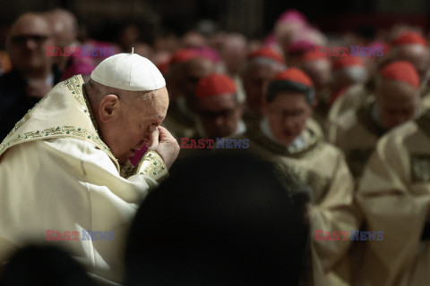 Papież Franciszek otworzył Drzwi Święte w bazylice watykańskiej