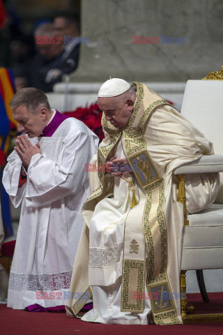 Papież Franciszek otworzył Drzwi Święte w bazylice watykańskiej