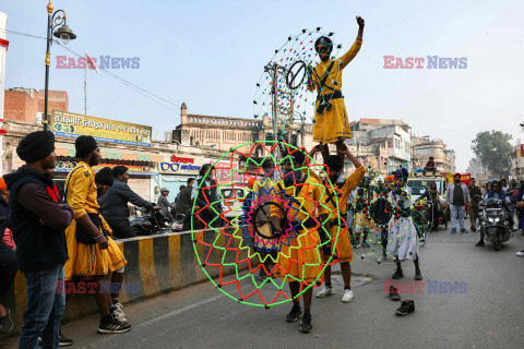 Procesja religijna w Varanasi