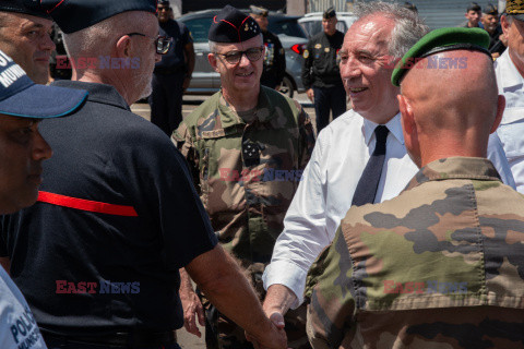 Premier Francji Francois Bayrou przyleciał na Majottę