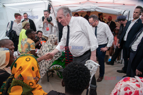 Premier Francji Francois Bayrou przyleciał na Majottę